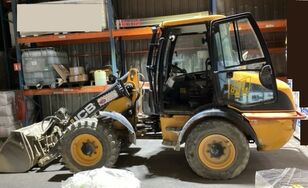 фронтальный погрузчик JCB 409