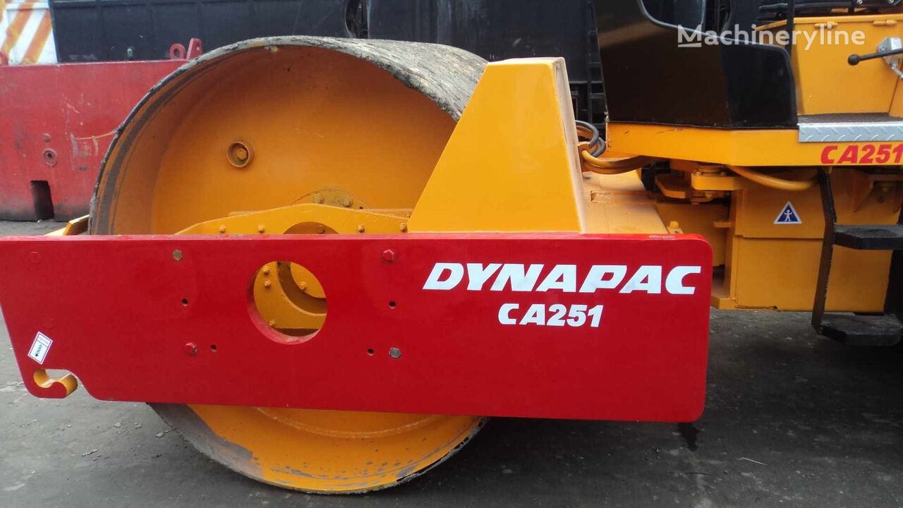 грунтовый каток Dynapac CA251D
